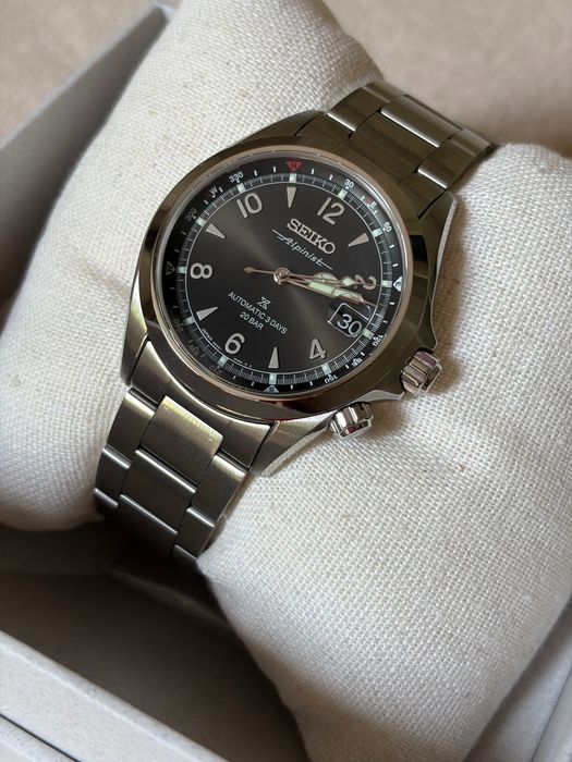 SEIKO Prospex Alpinist ‘Summit Black’ SPB505J1