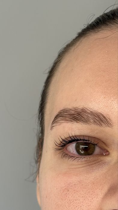 Sprâncene și Gene Perfecte – Ofertă Specială!