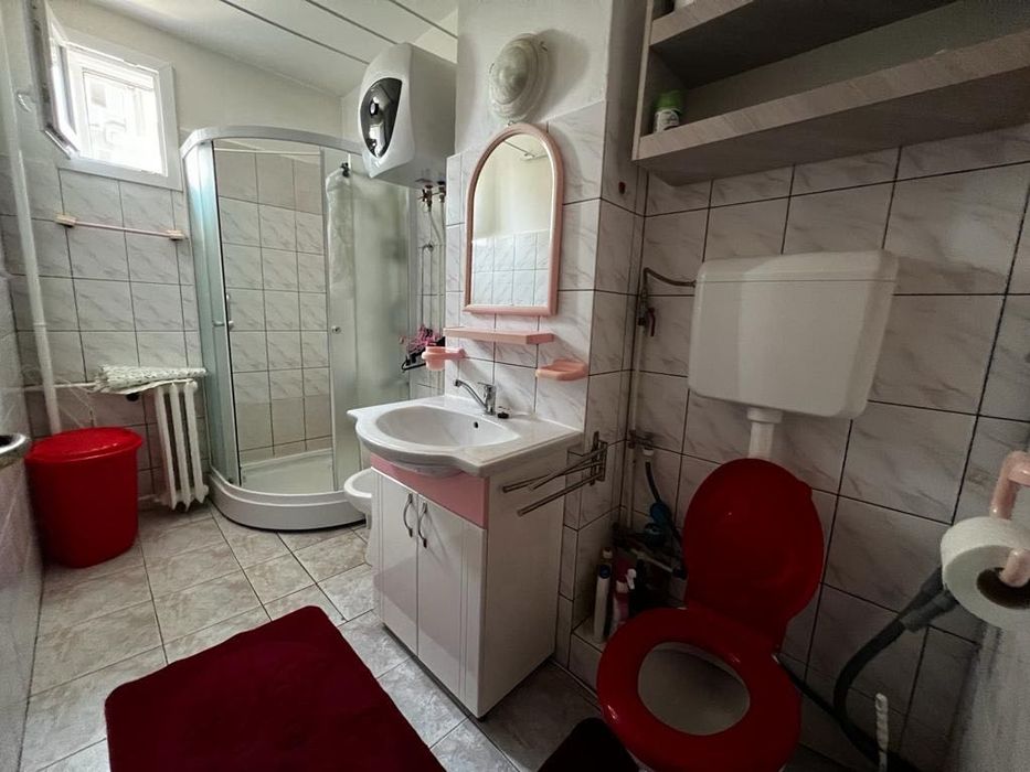 Apartament 3 camere zona Rogerius