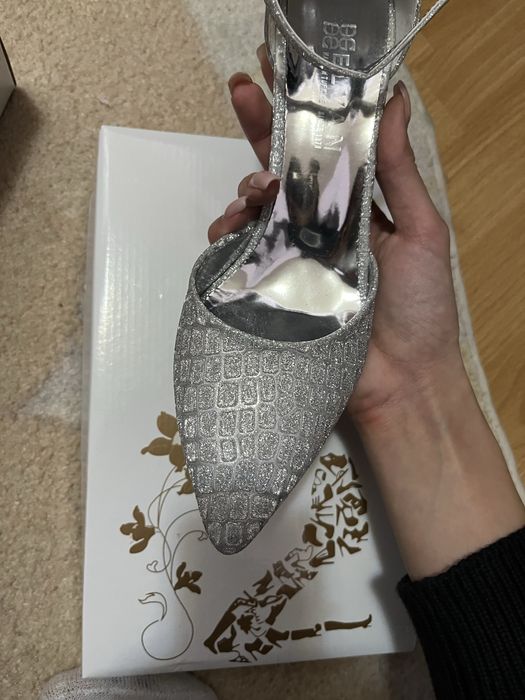 Сребърни Бални Токчета