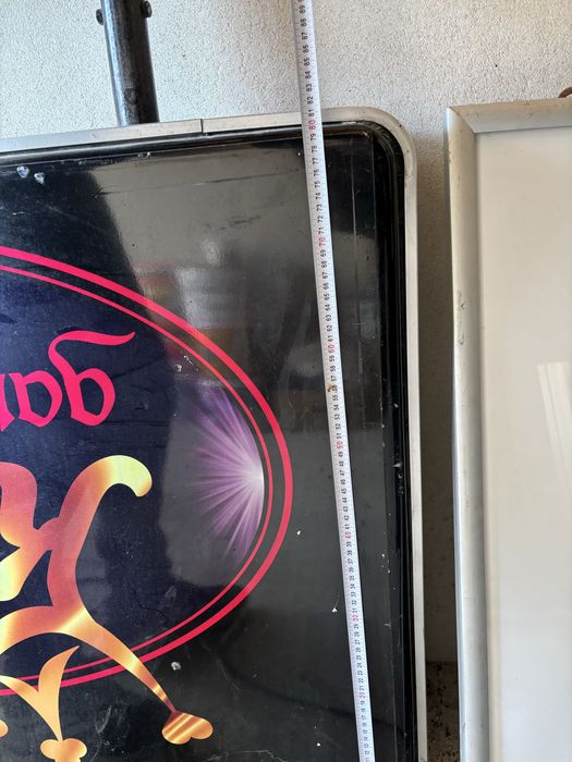 Vand firme luminoase