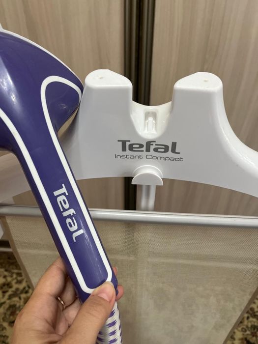 Отпариватель для одежды Tefal