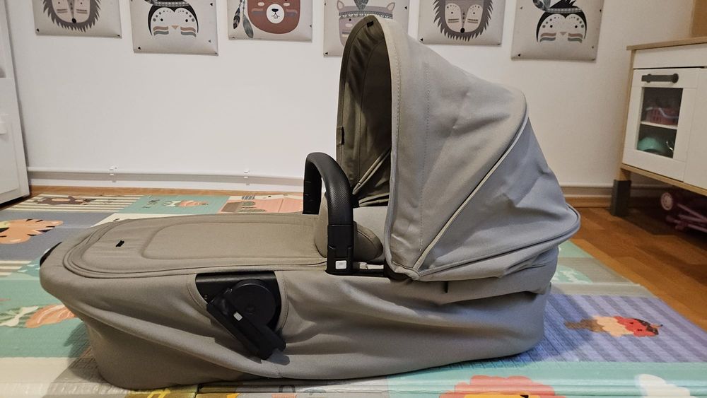 Landou Joolz Aer Plus Sage green