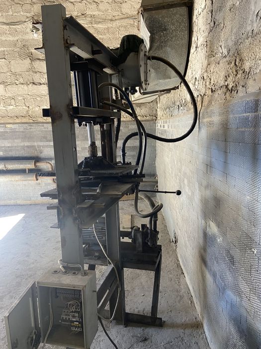 Пресс гидравлический