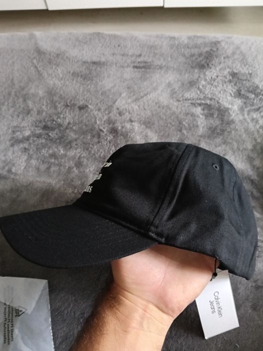 Calvin Klein Jeans seasonal printed șapcă unisex culoare negru cu logo alb mic OS noua originala