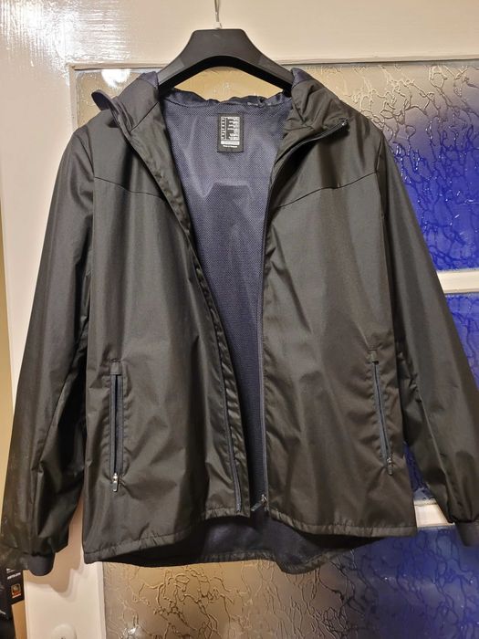 Geaca Decathlon Impermeabila 12-13 ani, 151-160 cm