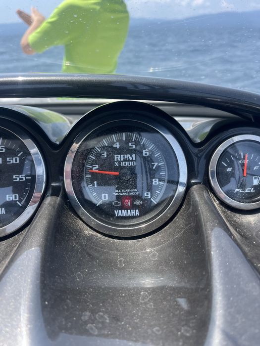 Моторна яхта Yamaha sx210 2011 год