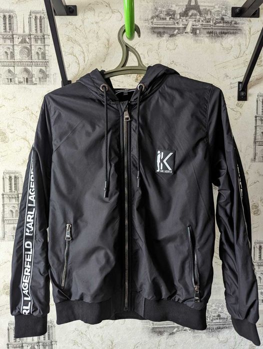 Весеньяя куртка.