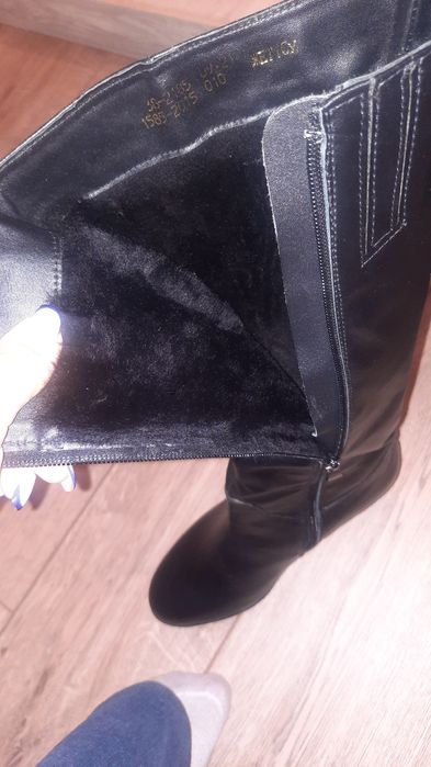 Кожаная сапожка, за 35 тыс