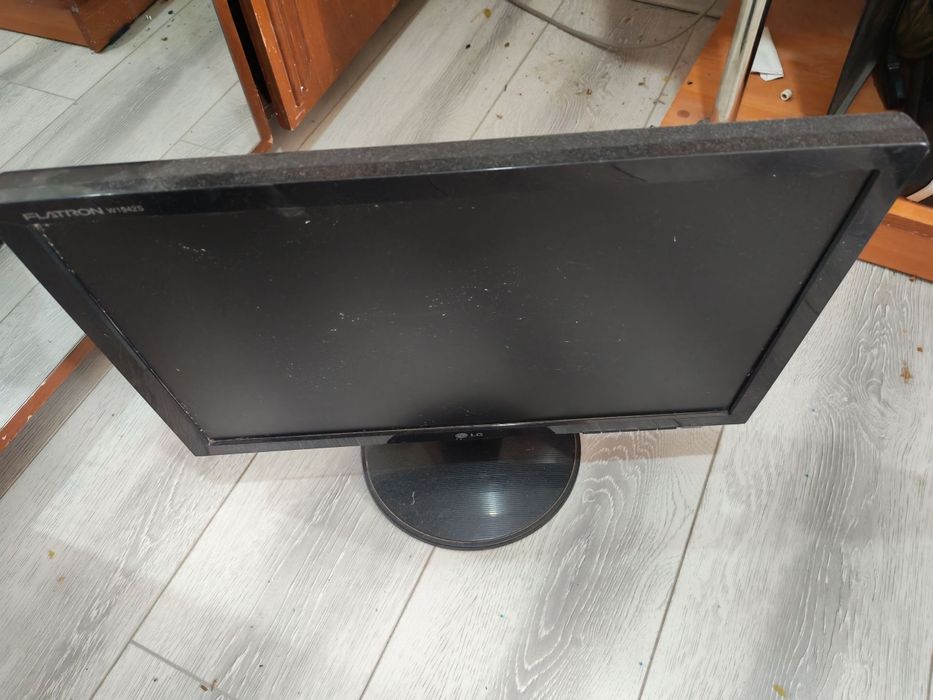 Монитор LG Flatron W1943S