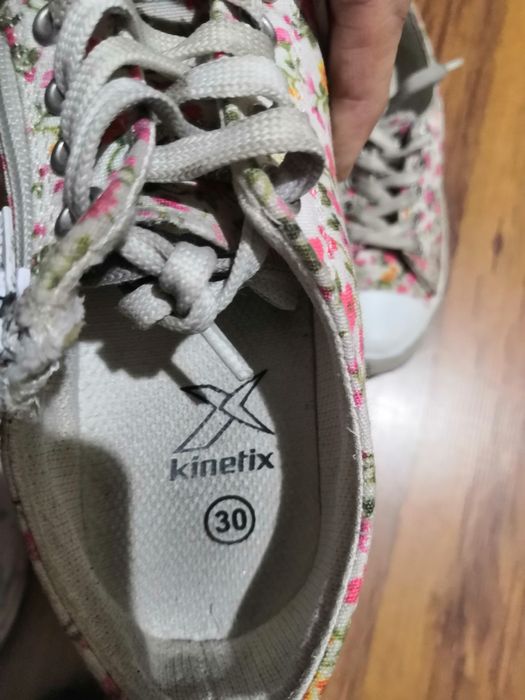 Кеды на девочку 29р, 30р