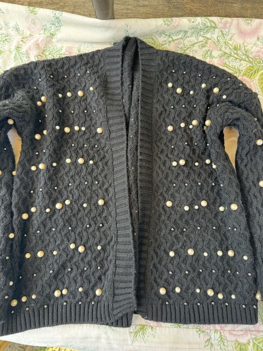 Bluza neagra cu perle S