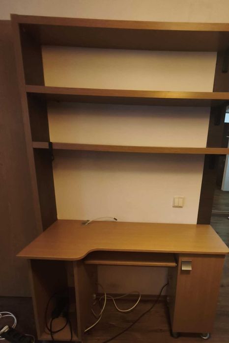 Vand birou cu biblioteca lemn masiv