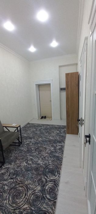 Тинчлик метро Новостройка 2 комнатная