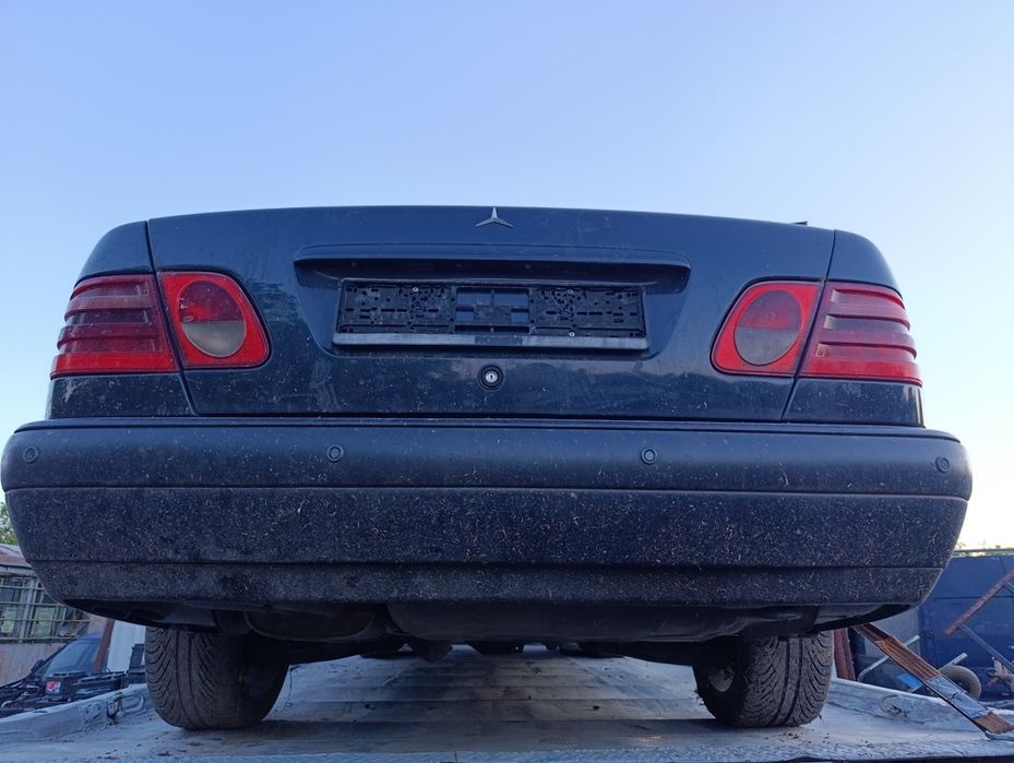Мерцедес 2.2 w210 на части