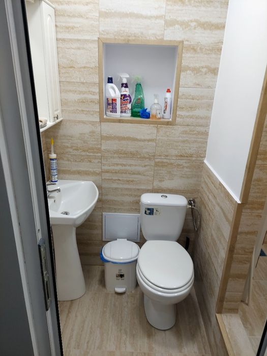 De vânzare garsoniera recent renovată