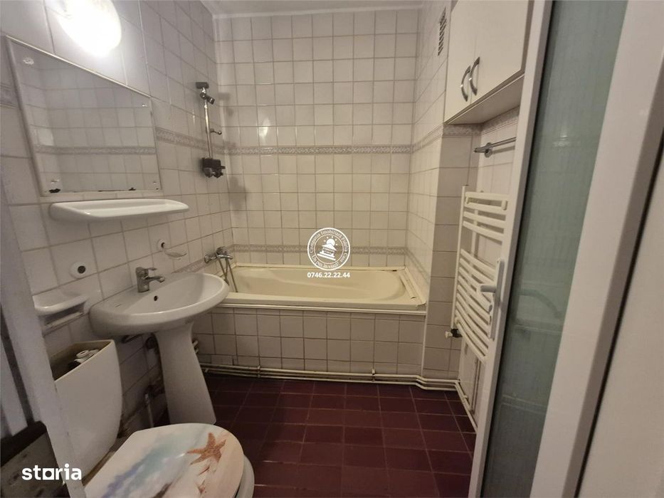 Apartament 3 camere decomandat de vanzare Tatarasi Iasi