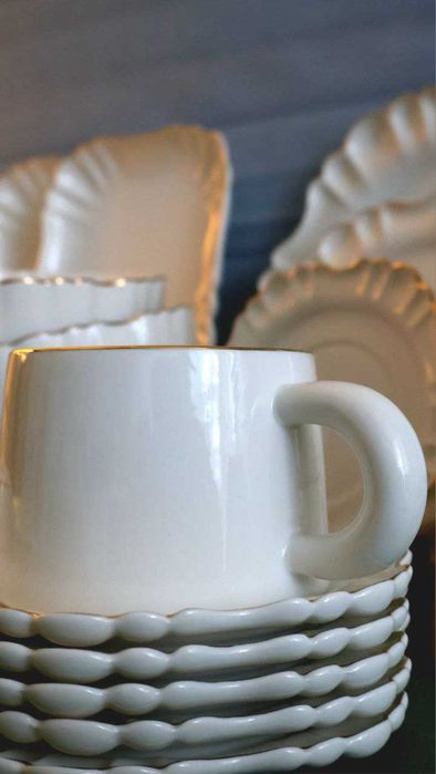 Сервиз Qualis 32 предмета, отличное состояние