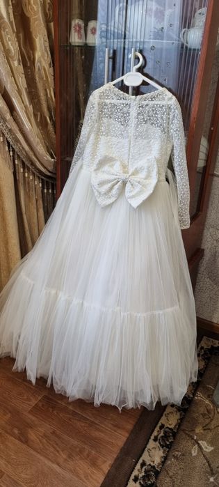 Платье очень красивое,качественное