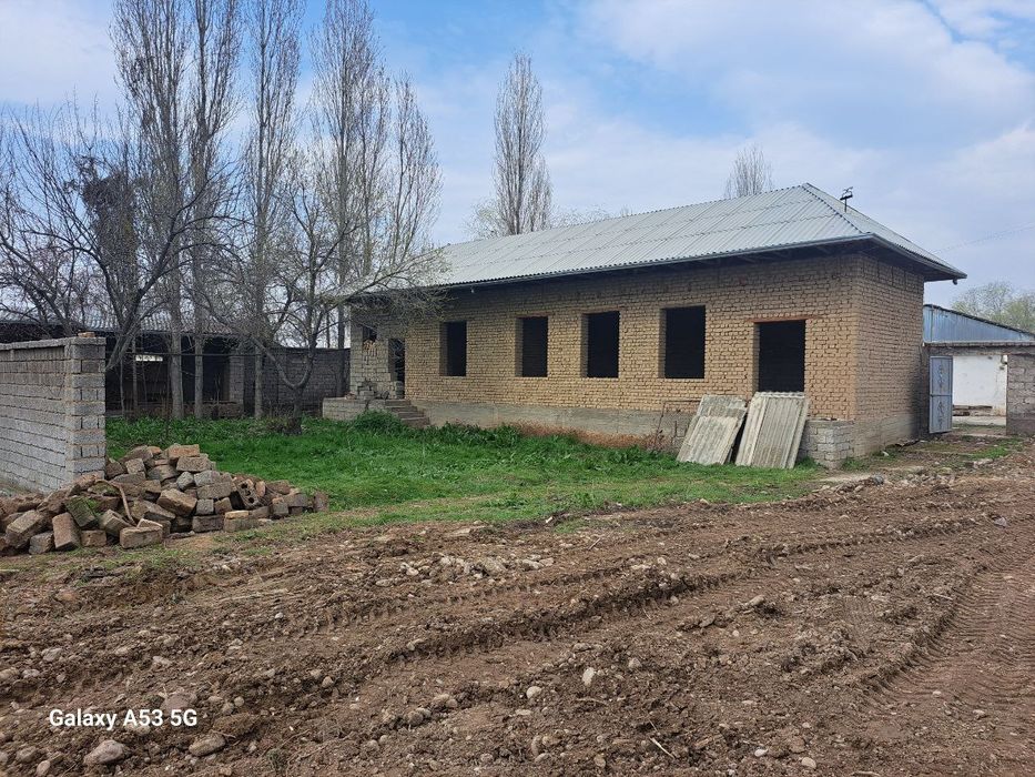 Срочно 12 сотохли участка сотилади !