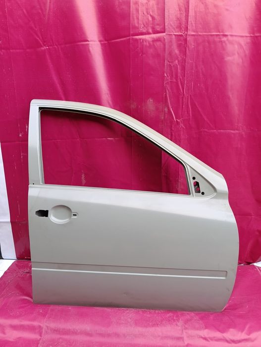 Дверь лада гранта