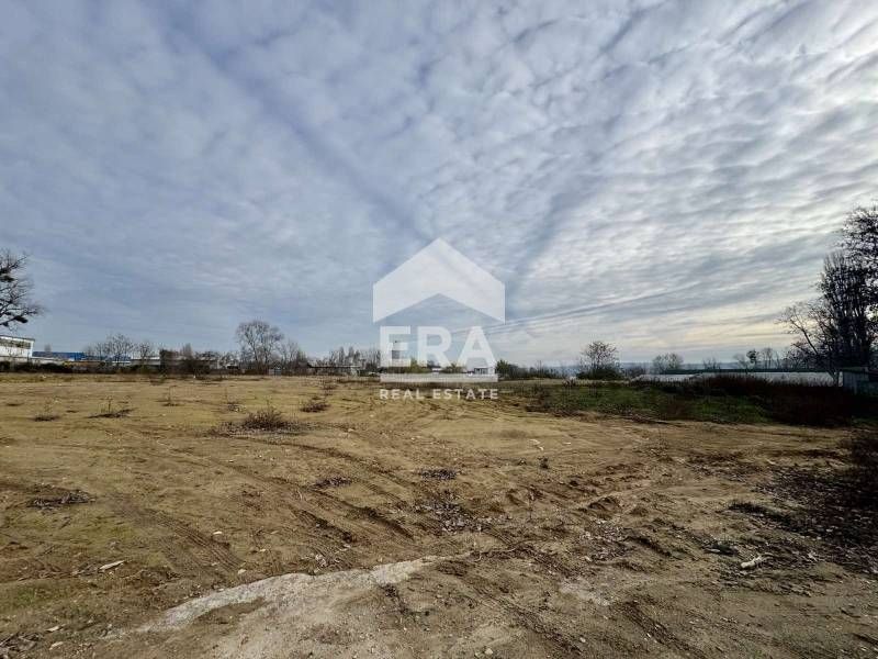 Промишлен парцел в ЗПЗ - гр. Варна, с ПУП, проект, разрешително за стр