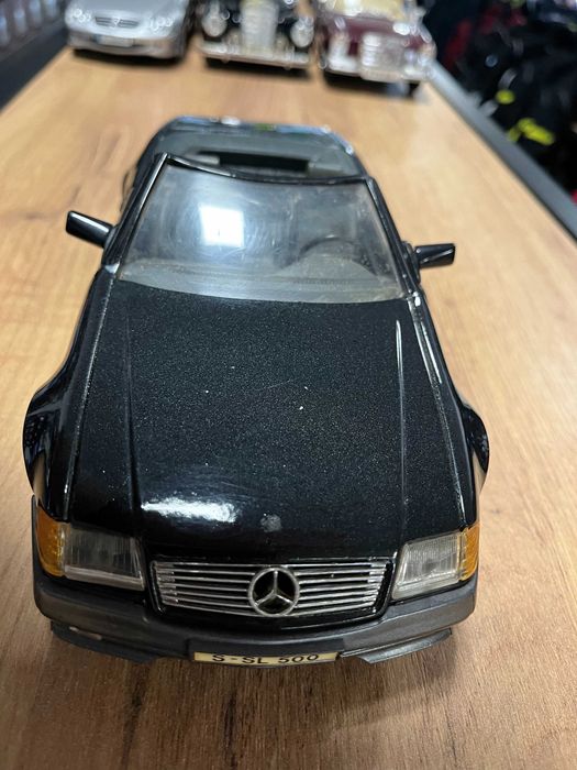 МАISTO колекционерски модел MERCEDES SL500 ROADSTER 1993г. 1:18 мащаб