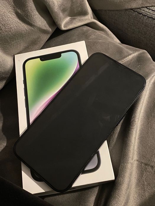 Продам IPhone 14, 128 гб