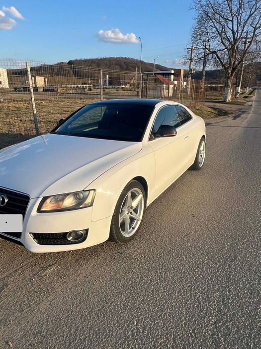 AUDI A5 An fabricatie - 2009 diesel  motor 1998 cm 170 cp pret 5800€