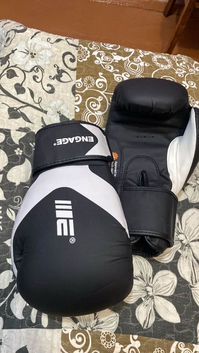 engage боксерские перчатки