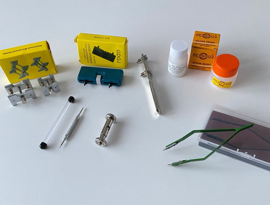 Pt. Ceasornicari Kit reparare ceasuri