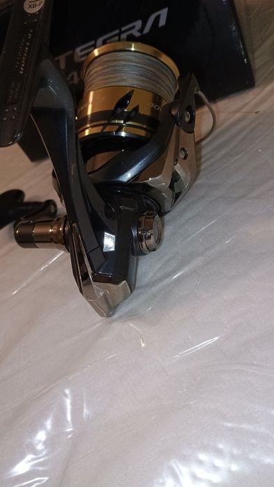 Риболовен комплект  с примамки може и по отделно.