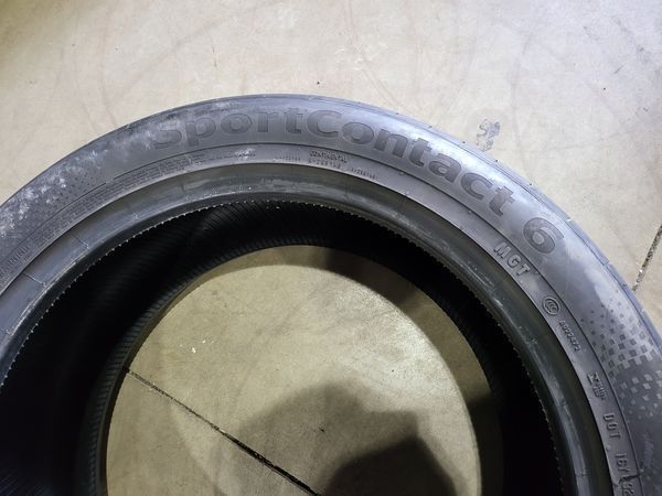 295/40/20//265/45/20 Continental