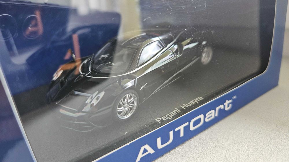 Macheta Pagani Huayra 1:43 AutoArt