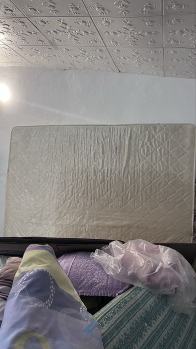 Матрас для кровать б/у