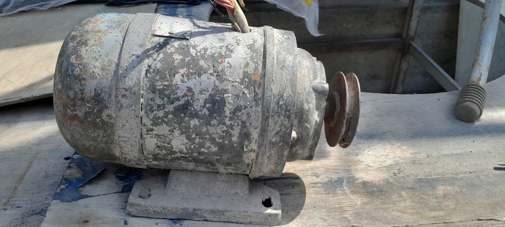 Электродвигатель трёхфазный