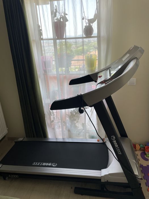 Banda de alergat electrica BodyFit A2000