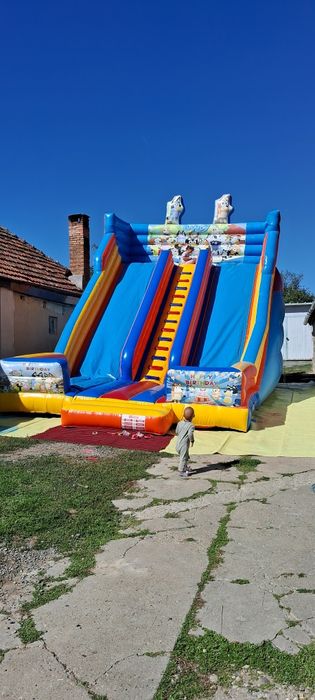 Distracție maximă pentru copii – închiriem tobogane gonflabileil
