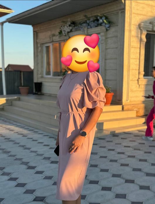 Платье на вечер пудра