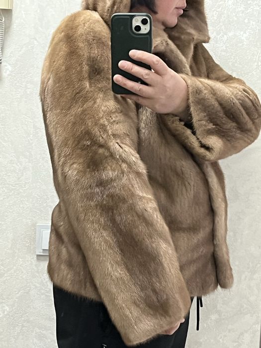 Продам норковую шубку