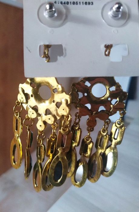 Цветни Обеци, червено колието, сребриста гривна