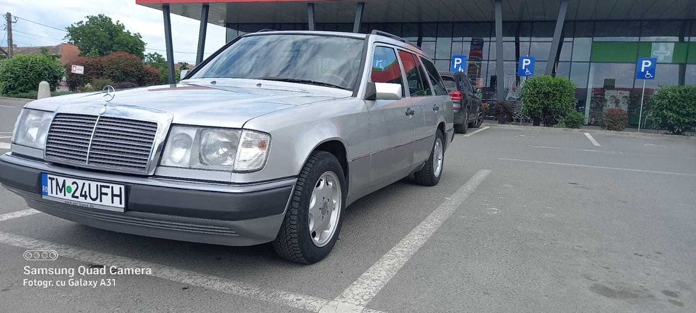 MERCEDES-BENZ E-Class 1992 — imagine 4