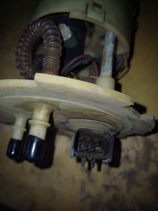 Продам бензостанцию  Chevrolet Aveo Т200