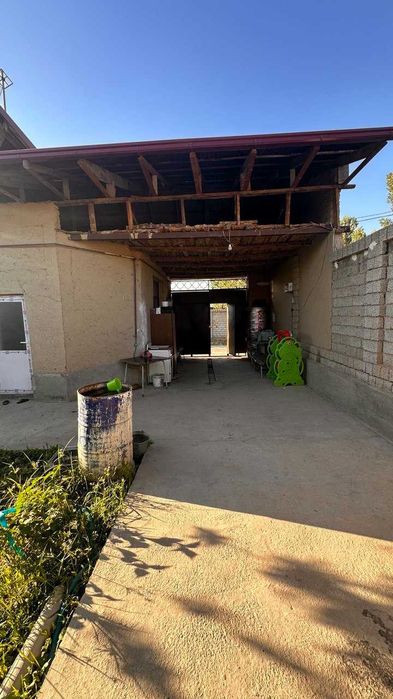 Продаётся УЧАСТОК Дом