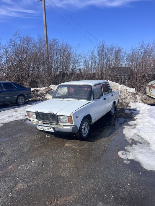 Продам ваз 2107