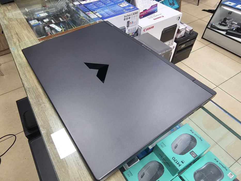 HP Victus Ryzen 5