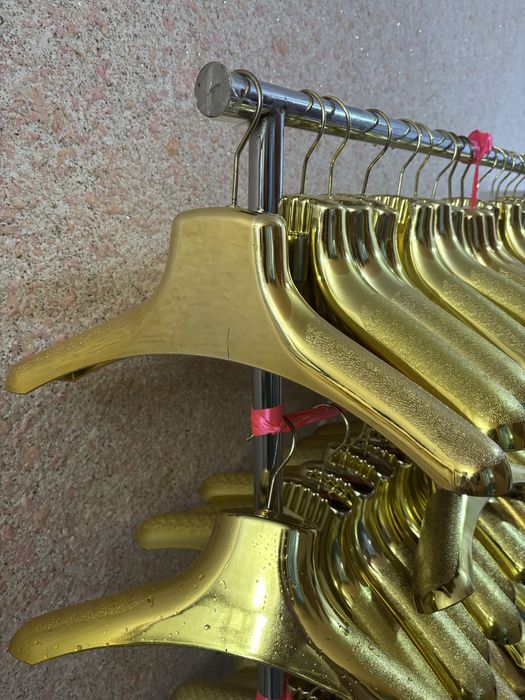 Вешалки для одежды!