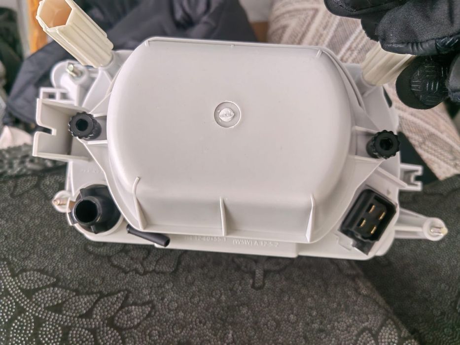 Левая фара ВАЗ 2114 формула света