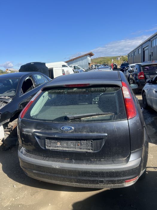 Vand bara fata capota usi haion ford focus 2 1.6 TDCI