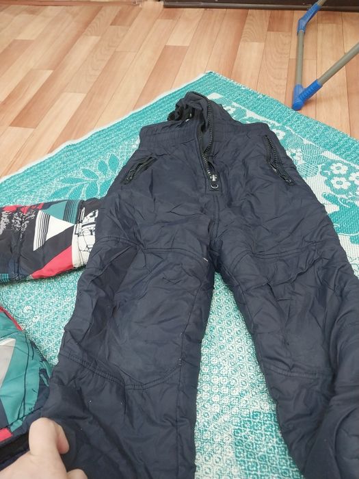 Отдам даром комбинезон